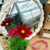 Miroir "coccinelle" grand modèle. Création artisanale en fils de coton.